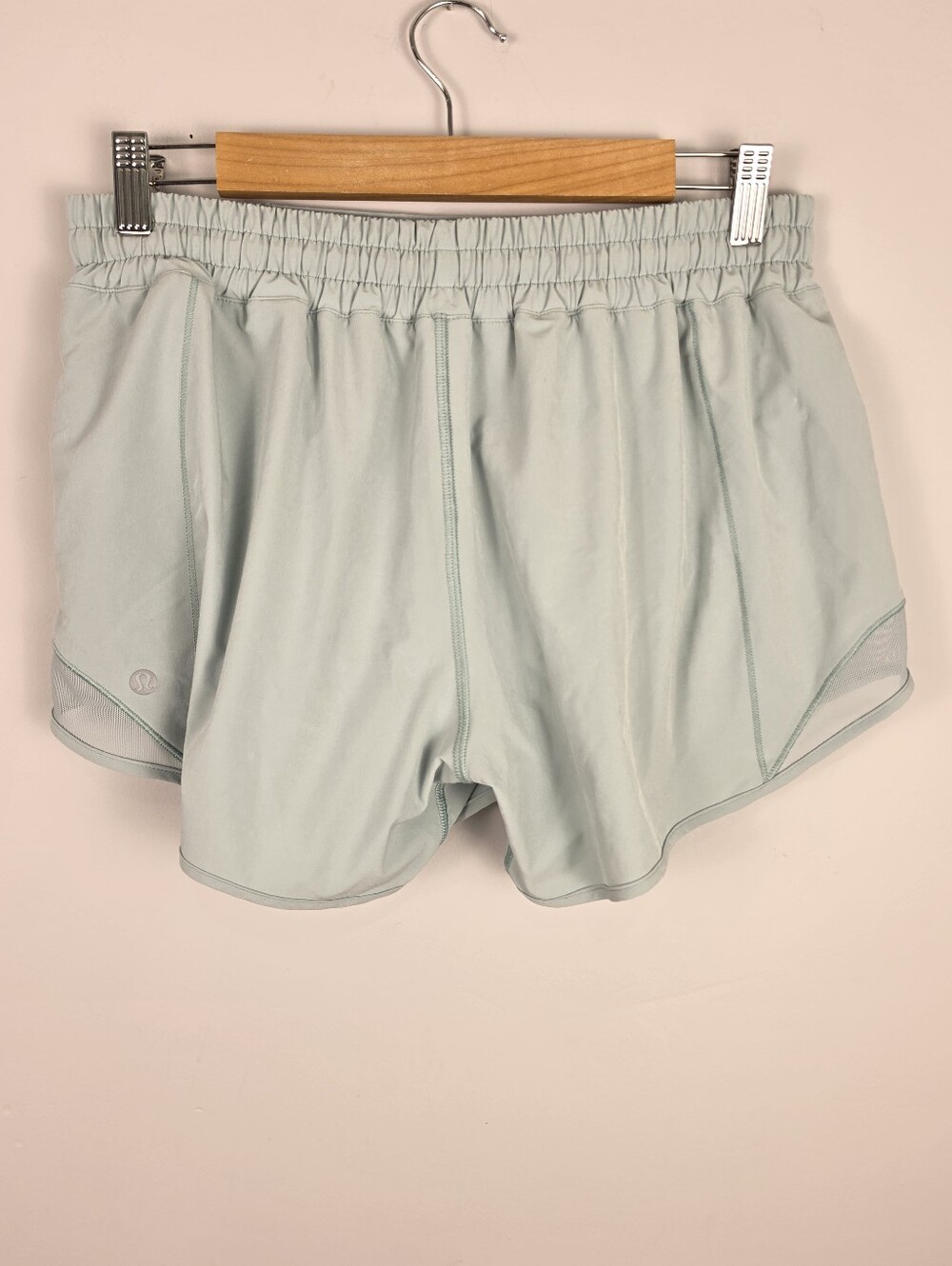 Light Sage Women's Running Shorts - lululemon athletica